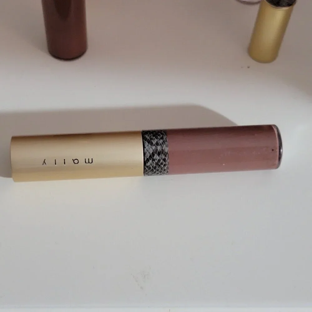 ❤️ Mally Mauve Me Polished Liquid Lipstick Lip Gloss ❤️